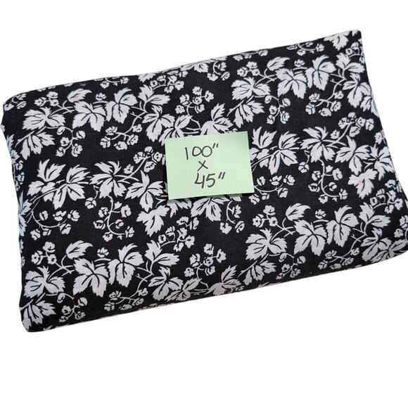 Black White Floral Vine Cotton Fabric 100"x45" Quilting Sewing Material Vintage - Picture 4 of 8